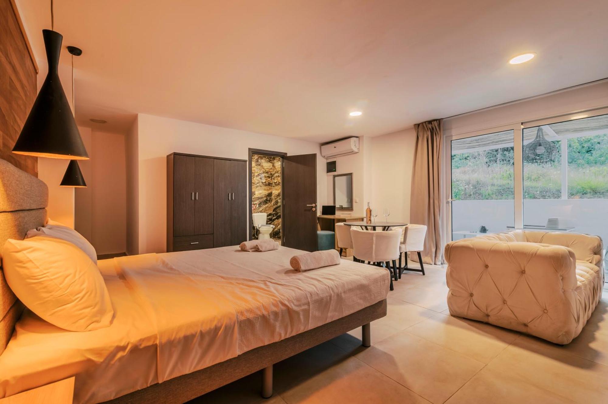 Bamboo Suites Hotel Ialysos (Rhodes) Exterior foto